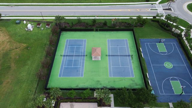 988 Bent Creek Drive, Fort Pierce, FL 34947