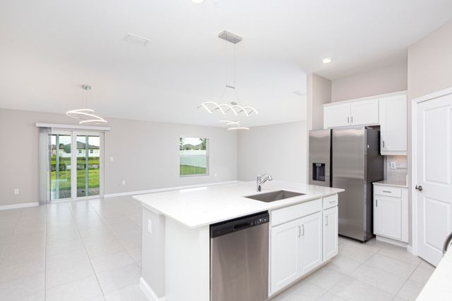 988 Bent Creek Drive, Fort Pierce, FL 34947