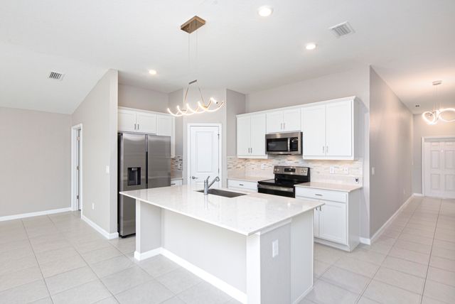 988 Bent Creek Drive, Fort Pierce, FL 34947