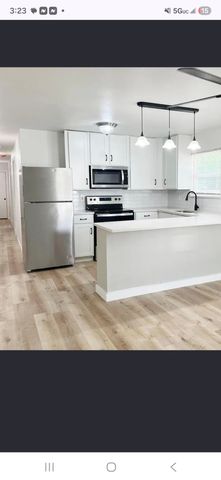 825 Holden Street, Fort Worth, TX 76111