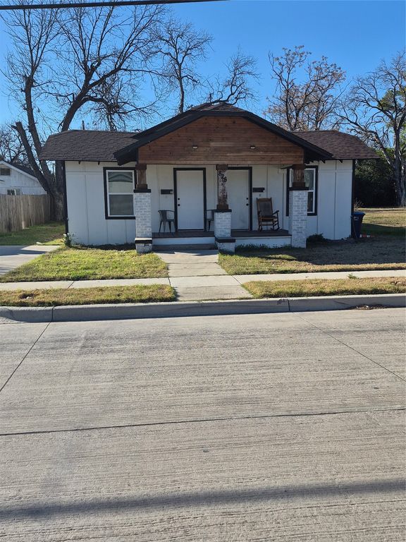 825 Holden Street, Fort Worth, TX 76111