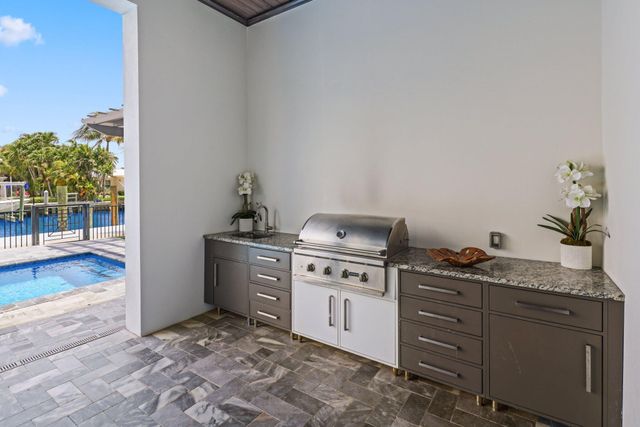 1200 Bimini Lane, Singer Island, FL 33404