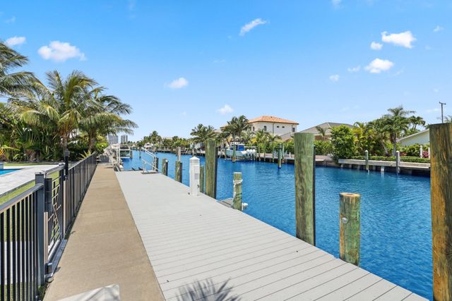 1200 Bimini Lane, Singer Island, FL 33404