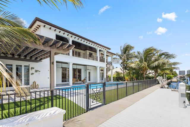 1200 Bimini Lane, Singer Island, FL 33404