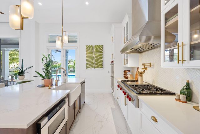 1200 Bimini Lane, Singer Island, FL 33404