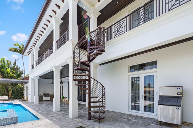 1200 Bimini Lane, Singer Island, FL 33404
