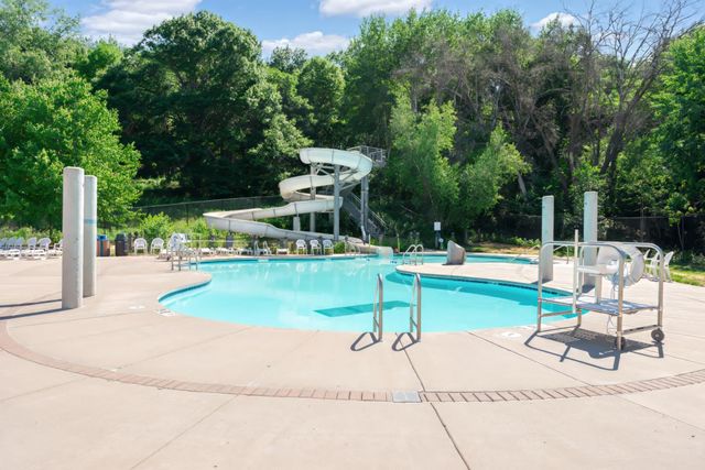 1989 Foxridge Road, Saint Paul, MN 55119