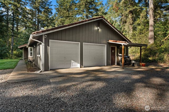 8221 164th Street NW, Gig Harbor, WA 98329