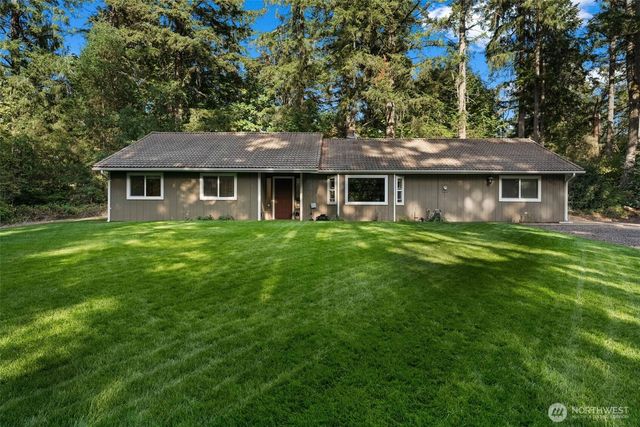 8221 164th Street NW, Gig Harbor, WA 98329