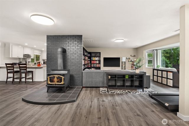 8221 164th Street NW, Gig Harbor, WA 98329