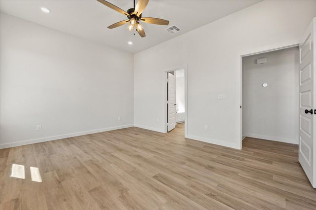 2310 Abbeville Avenue, Wolfforth, TX 79382