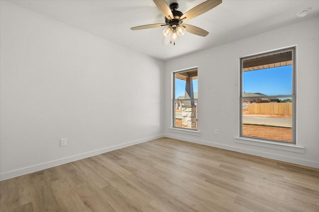 2310 Abbeville Avenue, Wolfforth, TX 79382