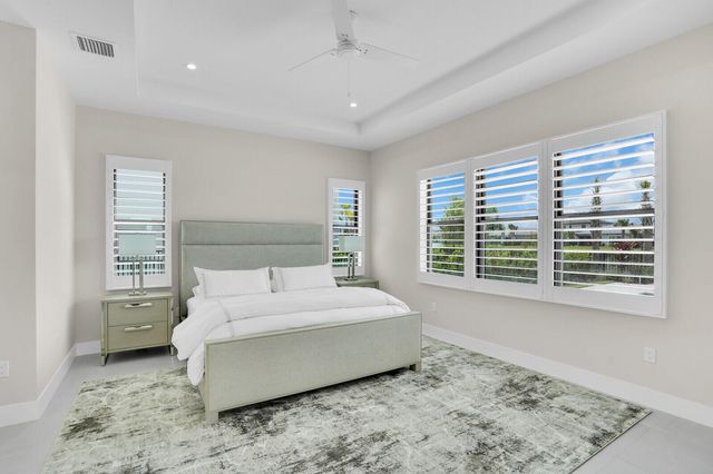 12656 Solana Bay Circle, Palm Beach Gardens, FL 33412