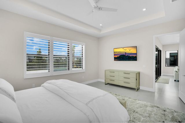 12656 Solana Bay Circle, Palm Beach Gardens, FL 33412