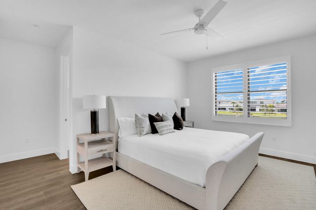 12656 Solana Bay Circle, Palm Beach Gardens, FL 33412