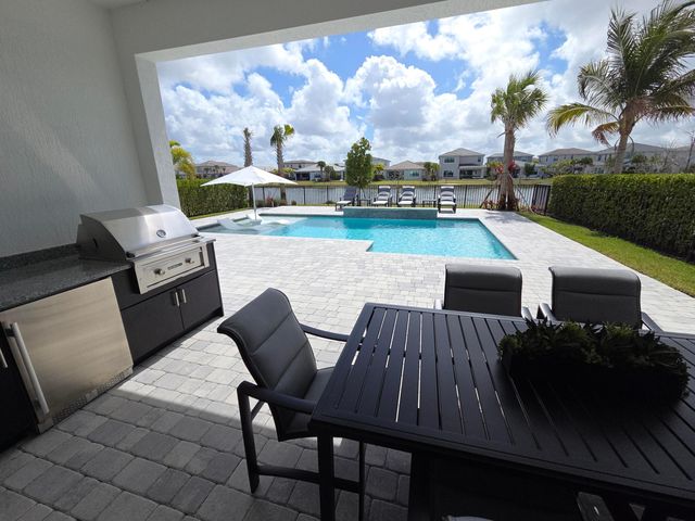 12656 Solana Bay Circle, Palm Beach Gardens, FL 33412