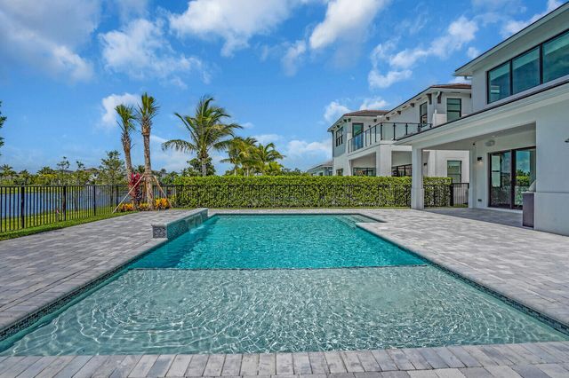 12656 Solana Bay Circle, Palm Beach Gardens, FL 33412