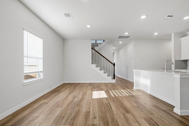 11334 Youngquist Drive, Mont Belvieu, TX 77585