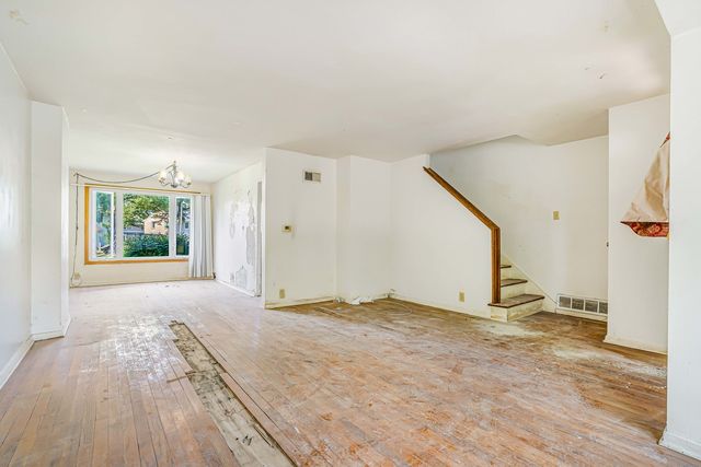 17 Michael Road, Park Forest, IL 60466