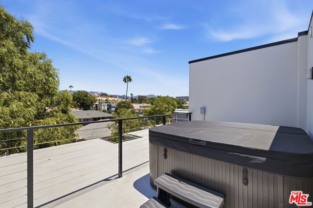 1159 N Formosa Avenue 1, West Hollywood, CA 90046