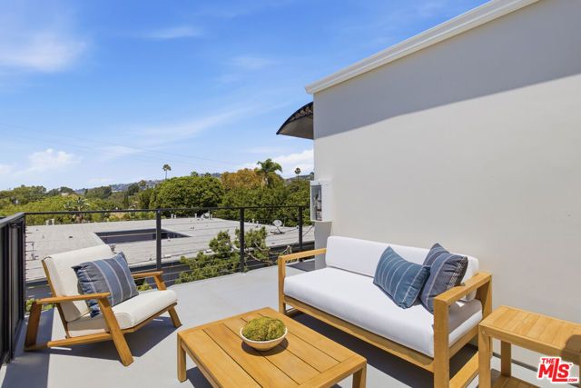 1159 N Formosa Avenue 1, West Hollywood, CA 90046