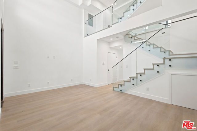 1159 N Formosa Avenue 1, West Hollywood, CA 90046