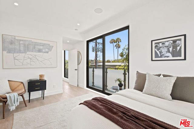 1159 N Formosa Avenue 1, West Hollywood, CA 90046
