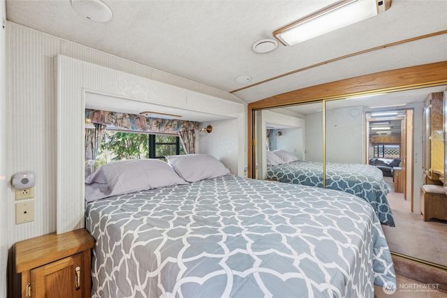 1028 Maple Lane, Sumas, WA 98295