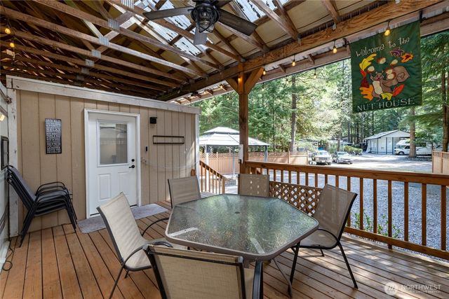 1028 Maple Lane, Sumas, WA 98295