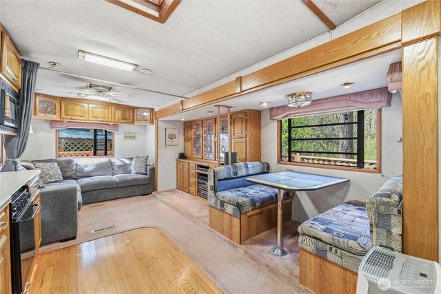 1028 Maple Lane, Sumas, WA 98295