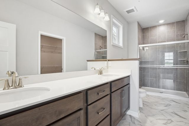 8204 Haywood Drive, Lino Lakes, MN 55014