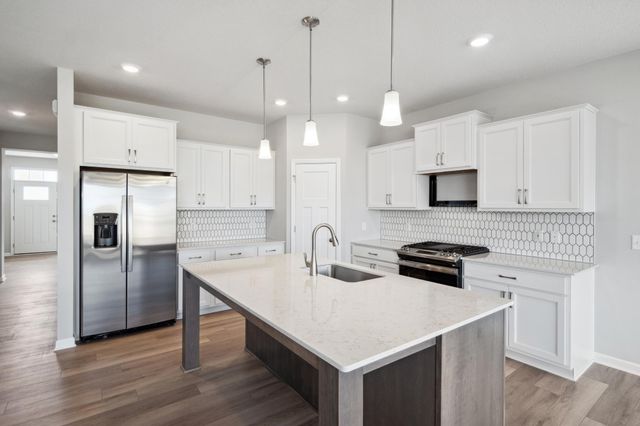 8204 Haywood Drive, Lino Lakes, MN 55014