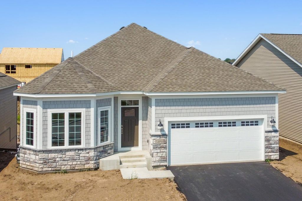 8204 Haywood Drive, Lino Lakes, MN 55014