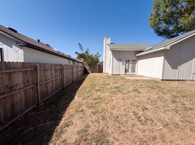 5624 Shady Springs Trail, Fort Worth, TX 76179