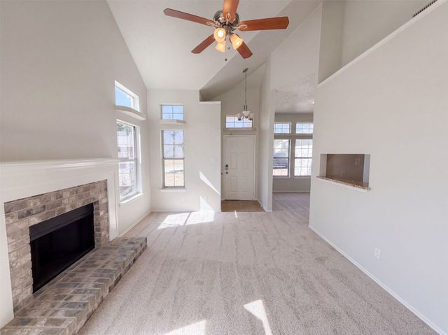 5624 Shady Springs Trail, Fort Worth, TX 76179