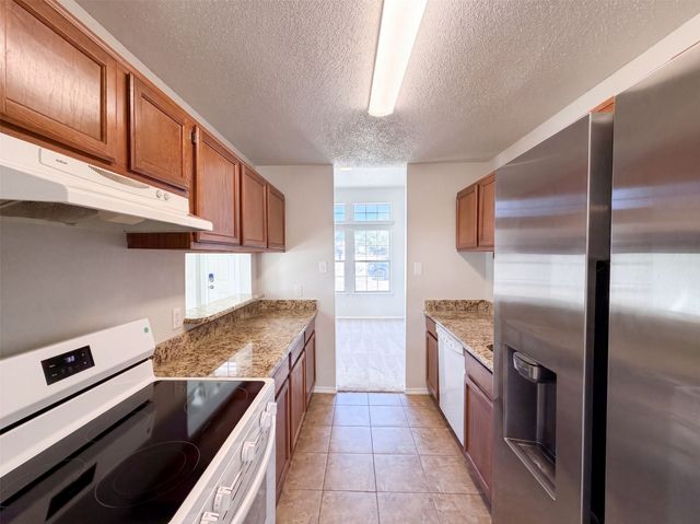 5624 Shady Springs Trail, Fort Worth, TX 76179