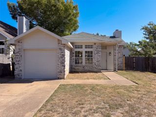 5624 Shady Springs Trail, Fort Worth, TX 76179
