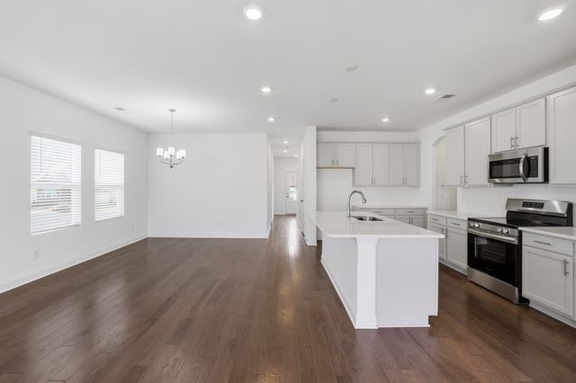 161 Crabourne Dr, White House, TN 37188