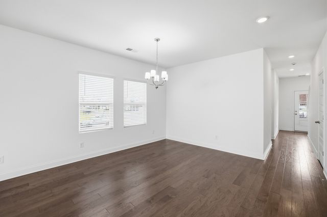 161 Crabourne Dr, White House, TN 37188