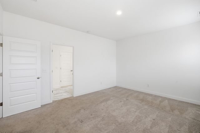 161 Crabourne Dr, White House, TN 37188