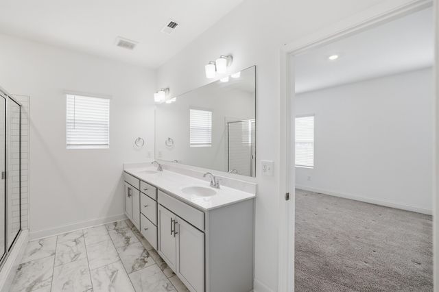 161 Crabourne Dr, White House, TN 37188