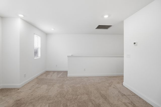 161 Crabourne Dr, White House, TN 37188