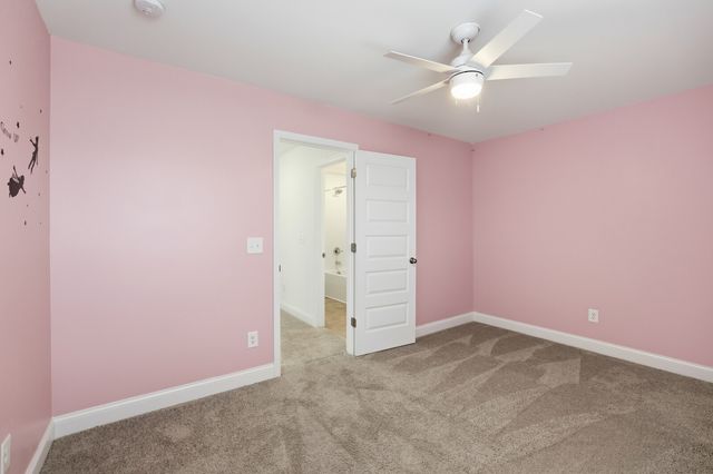 161 Crabourne Dr, White House, TN 37188
