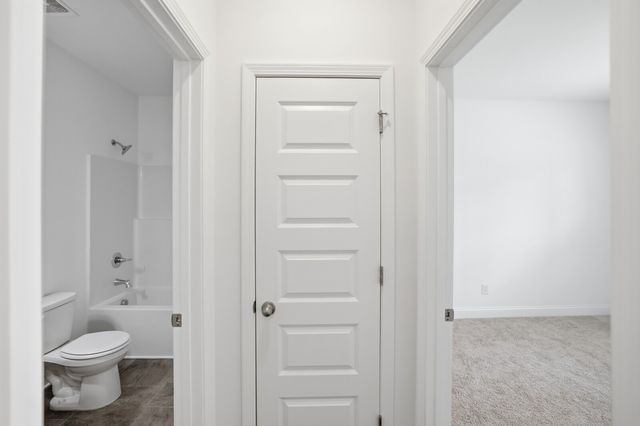 161 Crabourne Dr, White House, TN 37188