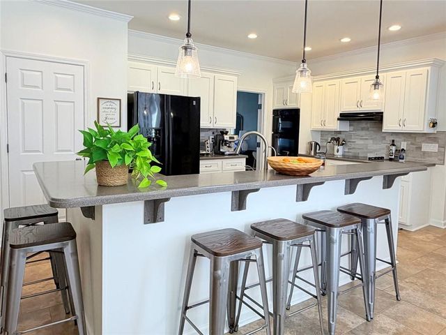 1890 Milfield Circle, Snellville, GA 30078