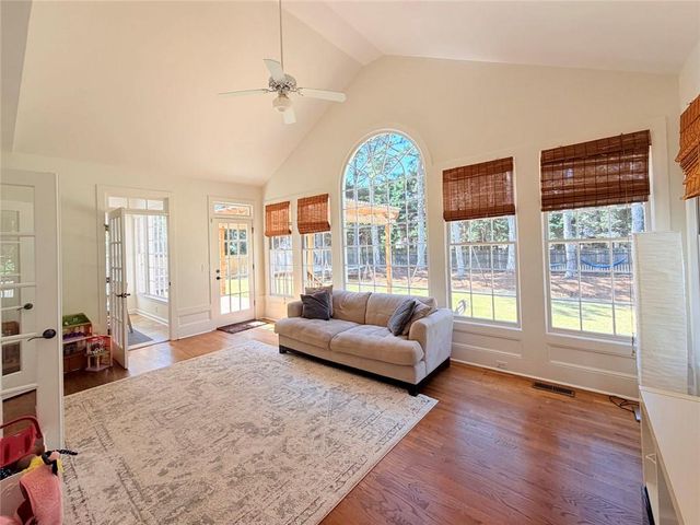 1890 Milfield Circle, Snellville, GA 30078