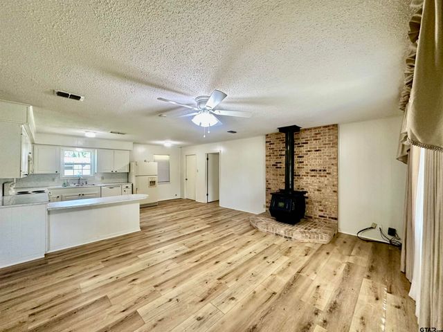 19243 FM 3204, Brownsboro, TX 75756