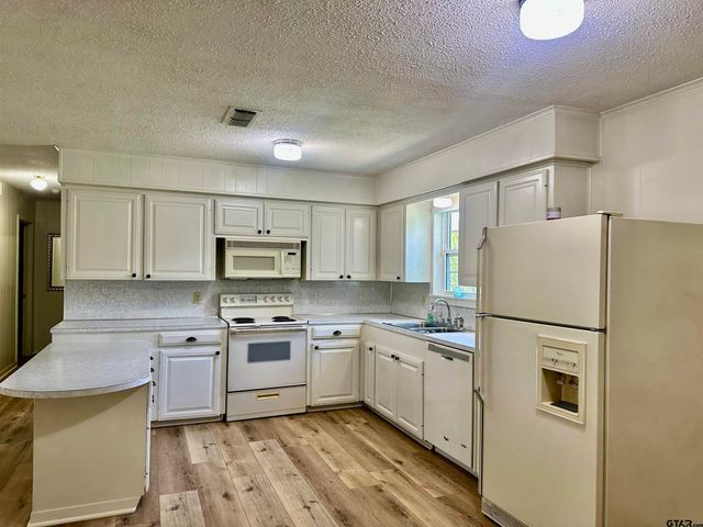 19243 FM 3204, Brownsboro, TX 75756
