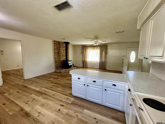 19243 FM 3204, Brownsboro, TX 75756