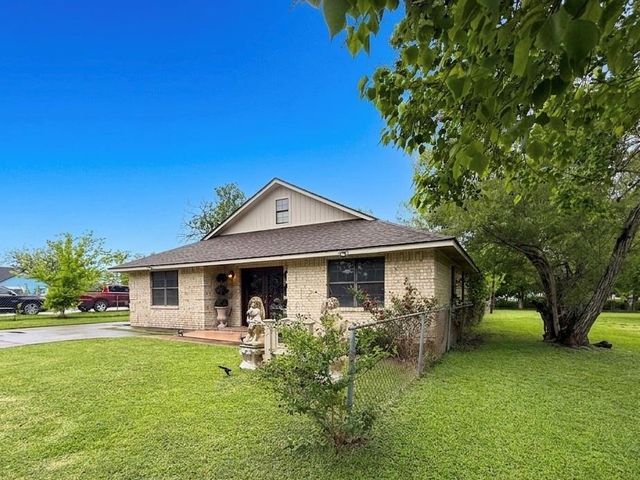 1905 Yellowstone Street, Freeport, TX 77541